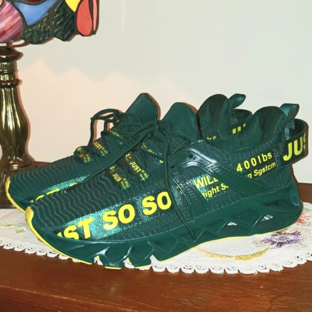 UMYOGO Women's Dark Green Blade Type Running Athletic Sneakers Eu 40.  Size 9